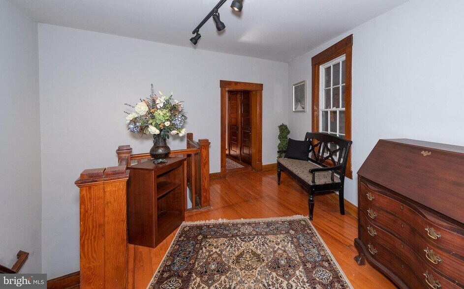 More Photos Of 233 W Patrick St, Frederick Office For Sale