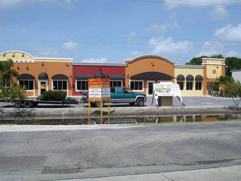 Primary Photo Of 5952-6012 Clark Center Ave, Sarasota Office For Lease