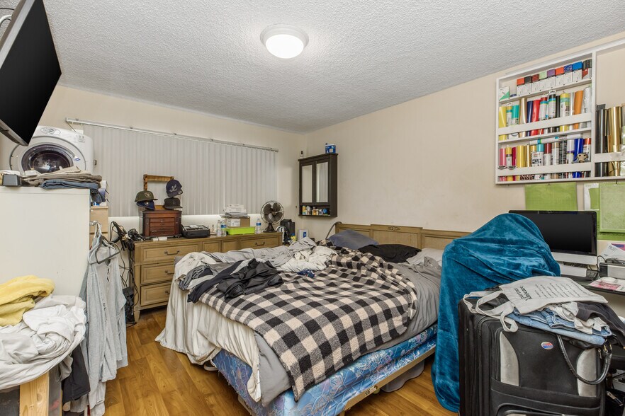 More Photos Of 1021 W 14th St, San Pedro Apartments For Sale