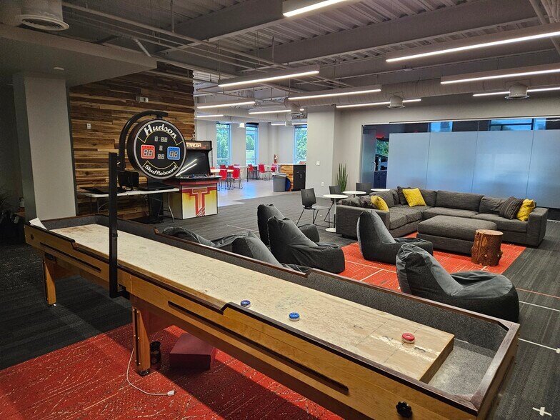 More Photos Of 4107 Mallory Ln, Franklin Medical For Sale