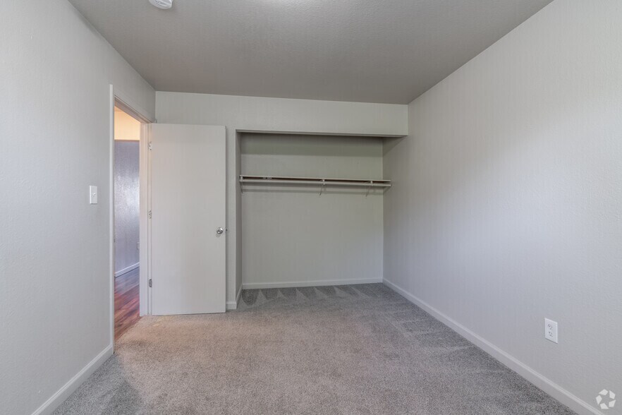 More Photos Of 760 Plymouth Dr NE, Keizer Apartments For Sale