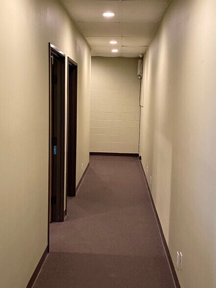 More Photos Of 620-648 S Barranca Ave, Covina Office For Lease