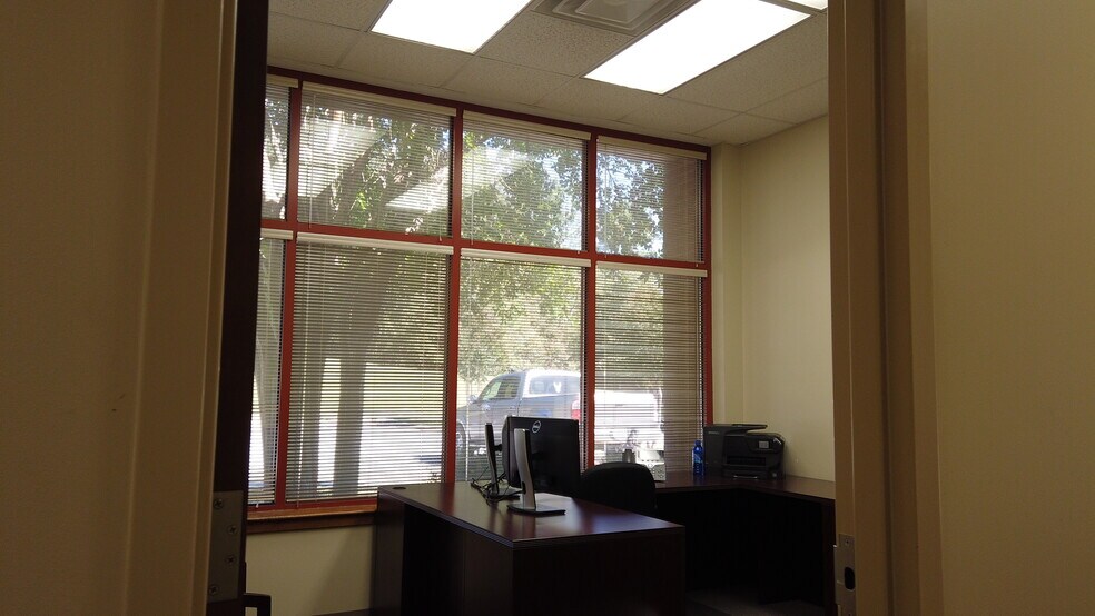 More Photos Of 5 Corporate Ridge Pkwy, Columbus Office For Lease