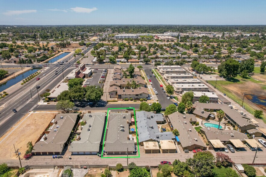 More Photos Of 3232 N Anna St, Fresno Specialty For Sale