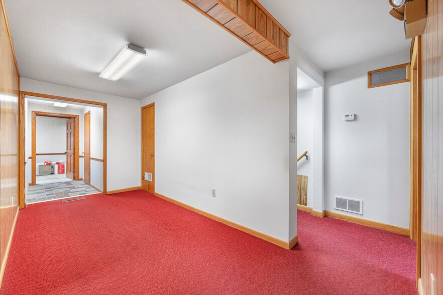 More Photos Of 14924 Beloit Snodes Rd, Beloit Manufacturing For Sale