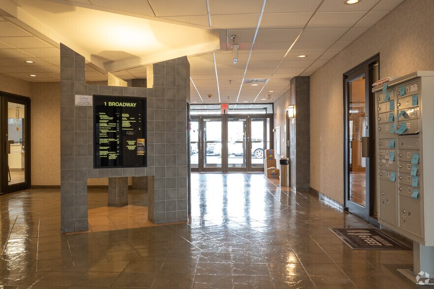 More Photos Of 1 Broadway, Elmwood Park Medical For Lease