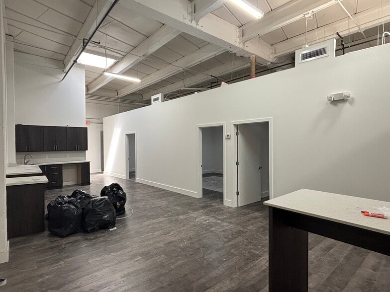 More Photos Of 350 NE 75th St, Miami Loft Creative Space For Lease