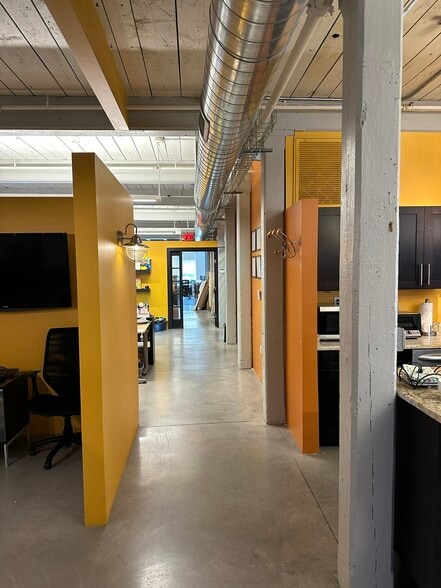More Photos Of 161 Exchange St, Pawtucket Office For Lease