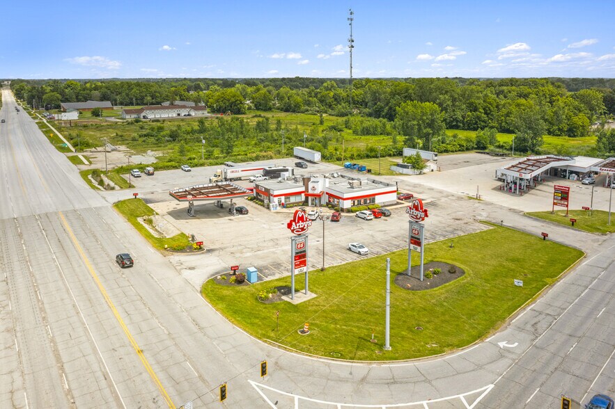 More Photos Of 795 Michigan Rd, Plymouth Service Station For Sale