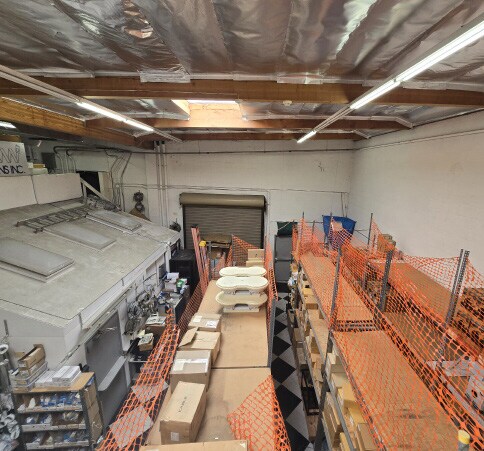 More Photos Of 8447 Miramar Mall, San Diego Showroom For Lease