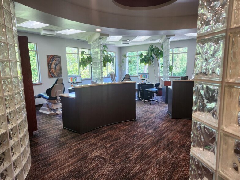 More Photos Of 3340 Sherman Ct, Eagan Medical For Sale