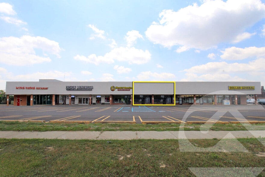 Primary Photo Of 18203-18235 W 10 Mile Rd, Southfield Storefront For Lease