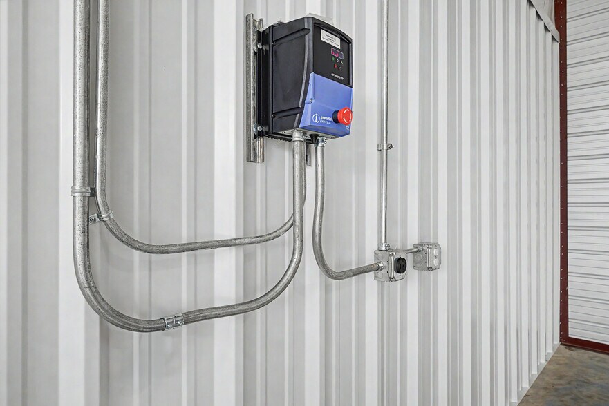 More Photos Of 25 Riverbluff Road, Ozark Self Storage For Lease