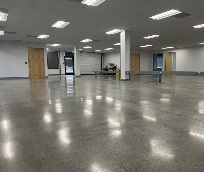 More Photos Of 18635 Sutter Blvd, Morgan Hill Research And Development For Lease