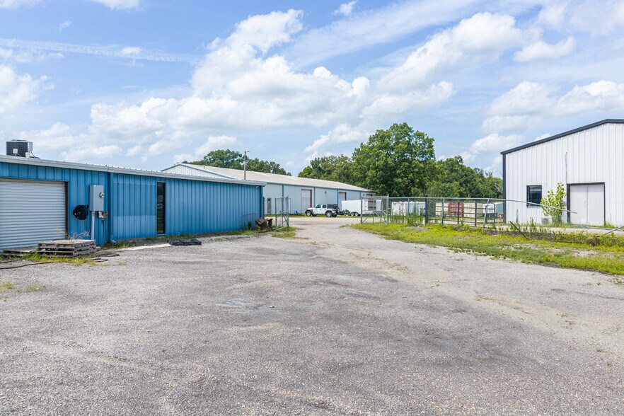 More Photos Of 479247 US Highway 64, Roland Flex For Sale