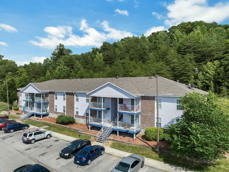 More Photos Of 3130 Saint Anthony Gardens Dr, Louisville Apartments For Sale