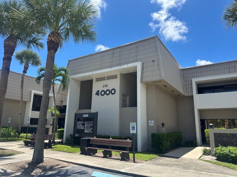 Primary Photo Of 210 Jupiter Lakes Blvd, Jupiter Coworking Space
