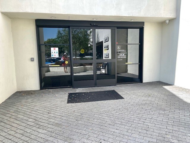 More Photos Of 10737 Laurel St, Rancho Cucamonga Medical For Lease