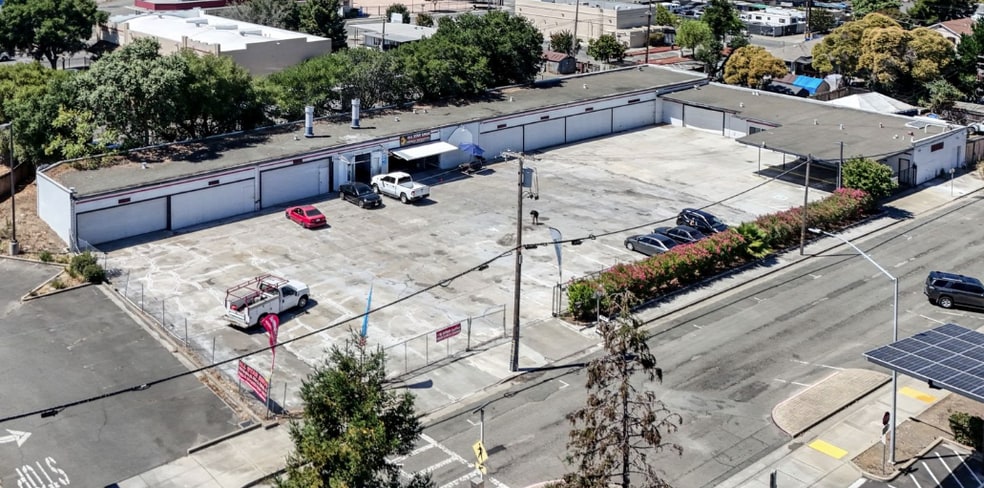 Primary Photo Of 1329 Virginia St, Vallejo Auto Repair For Sale