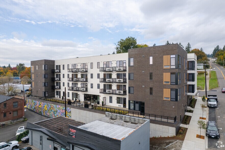 More Photos Of 404 NE 6th Ave, Camas Apartments For Lease