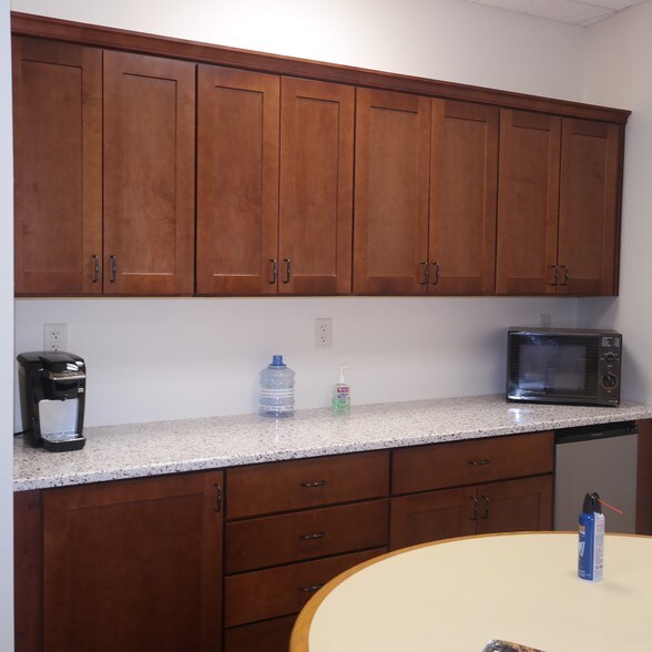 More Photos Of 675 Broadway, Massapequa Office For Lease