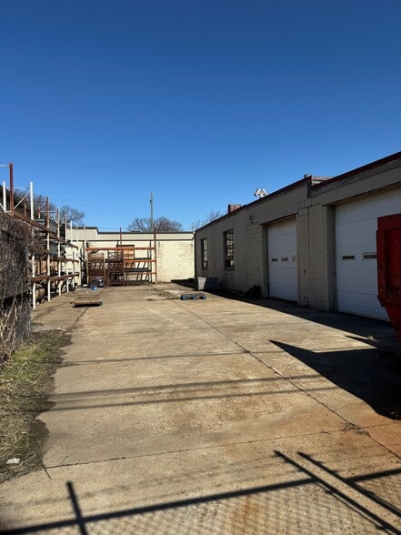 More Photos Of 3766 Ridge Rd, Brooklyn Warehouse For Sale