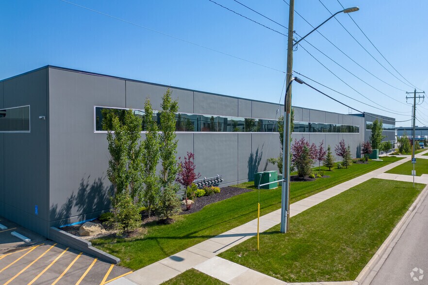 More Photos Of 1750 120 Av NE, Calgary Warehouse For Sale