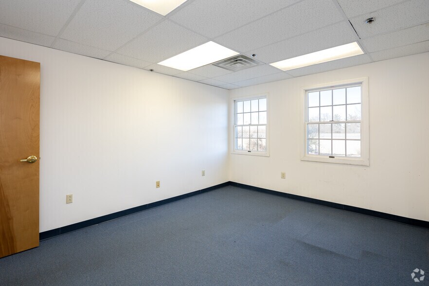 More Photos Of 2288 2nd Street Pike, Newtown Office For Lease