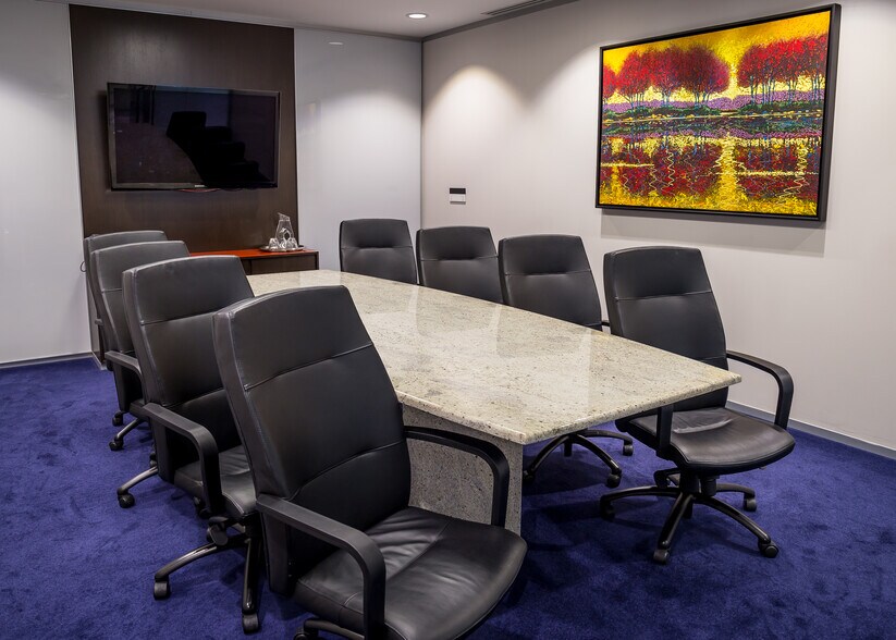 More Photos Of 1735 Market St, Philadelphia Office For Lease