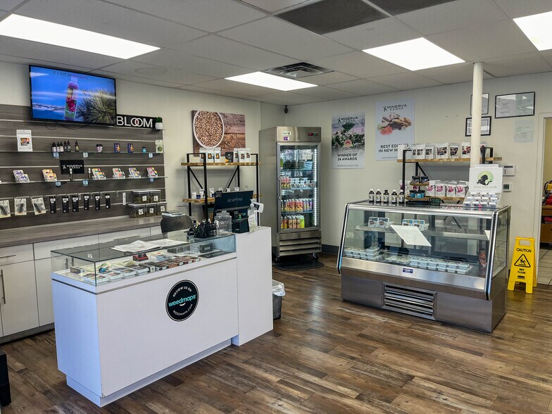 More Photos Of 5800 Gibson Blvd SE, Albuquerque Freestanding For Lease