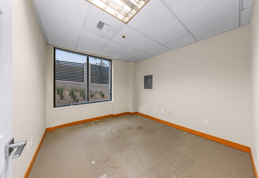 More Photos Of 1224 Harris St, Bellingham Apartments For Sale