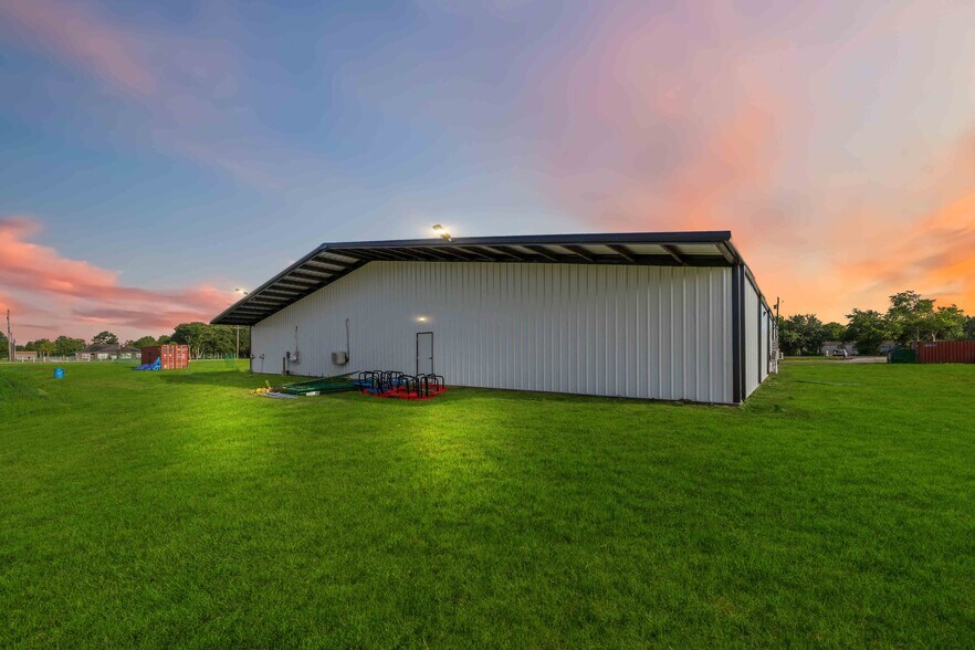 More Photos Of 1061 County Road 6111, Dayton Industrial For Sale