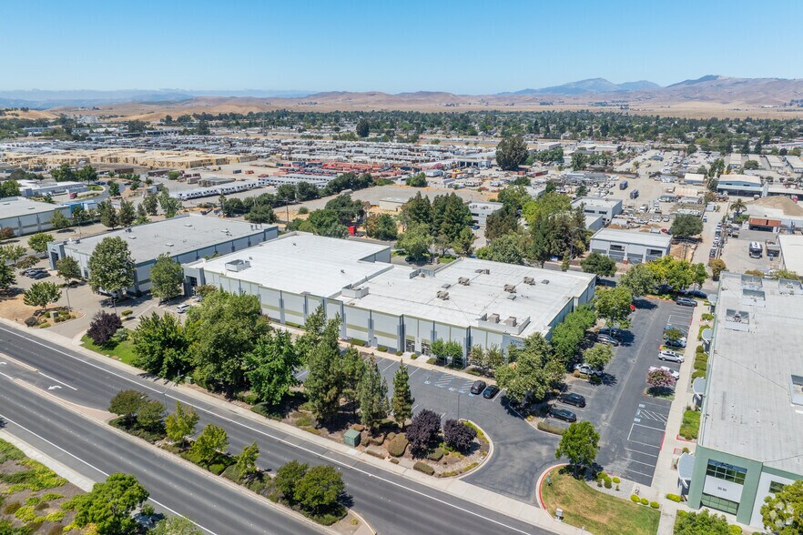 More Photos Of 5860 Las Positas Rd, Livermore Warehouse For Lease