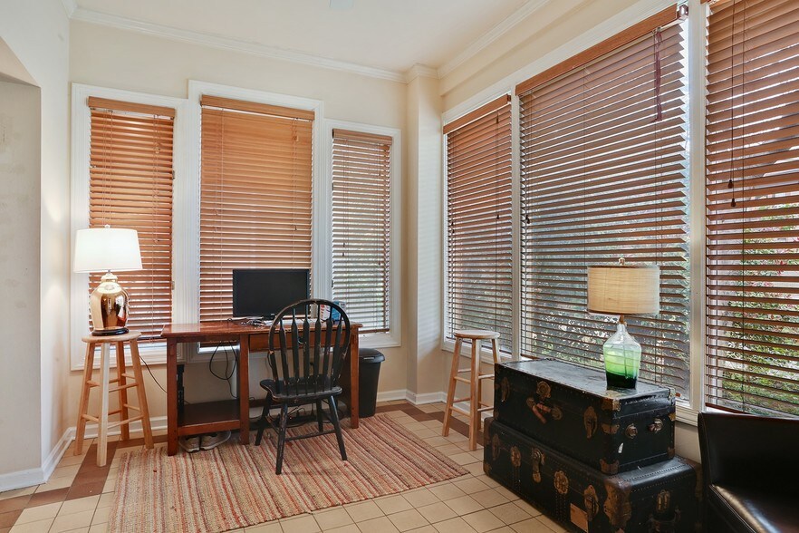 More Photos Of 323 4th St NE, Atlanta Apartments For Sale