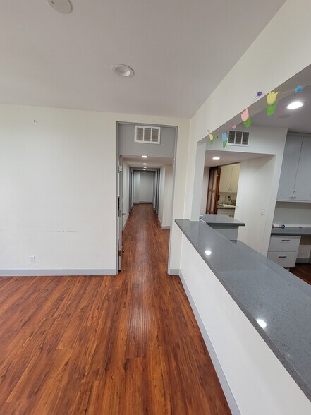 More Photos Of 3231 Waring Ct, Oceanside Medical For Sale