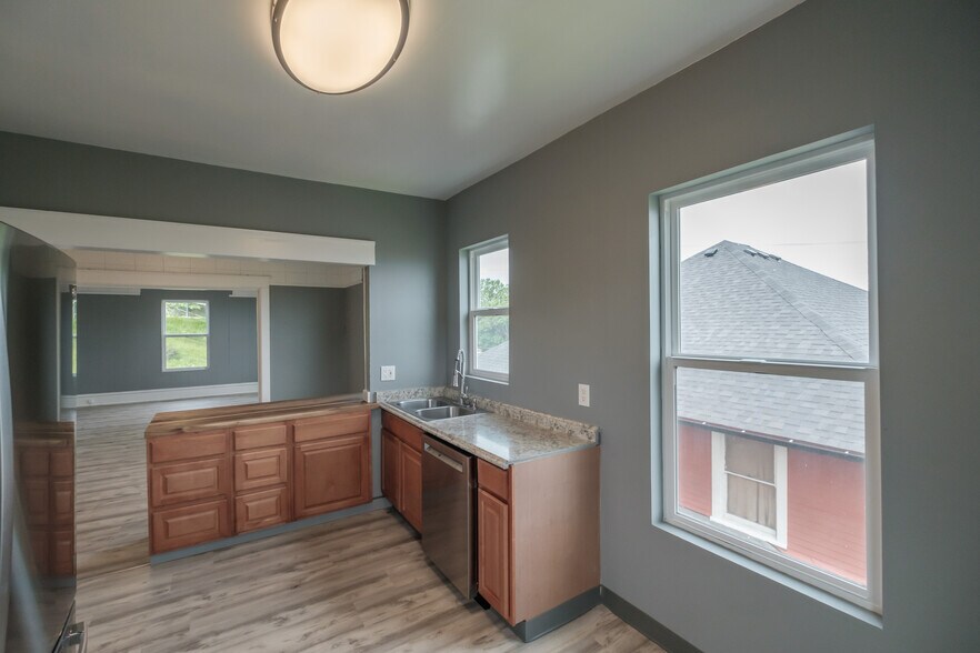 More Photos Of 640 8th St, Astoria Apartments For Sale