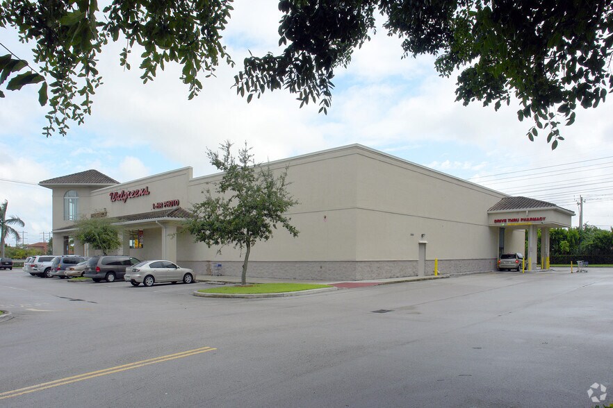 More Photos Of 13698 SW 8th St, Miami Drugstore For Sale