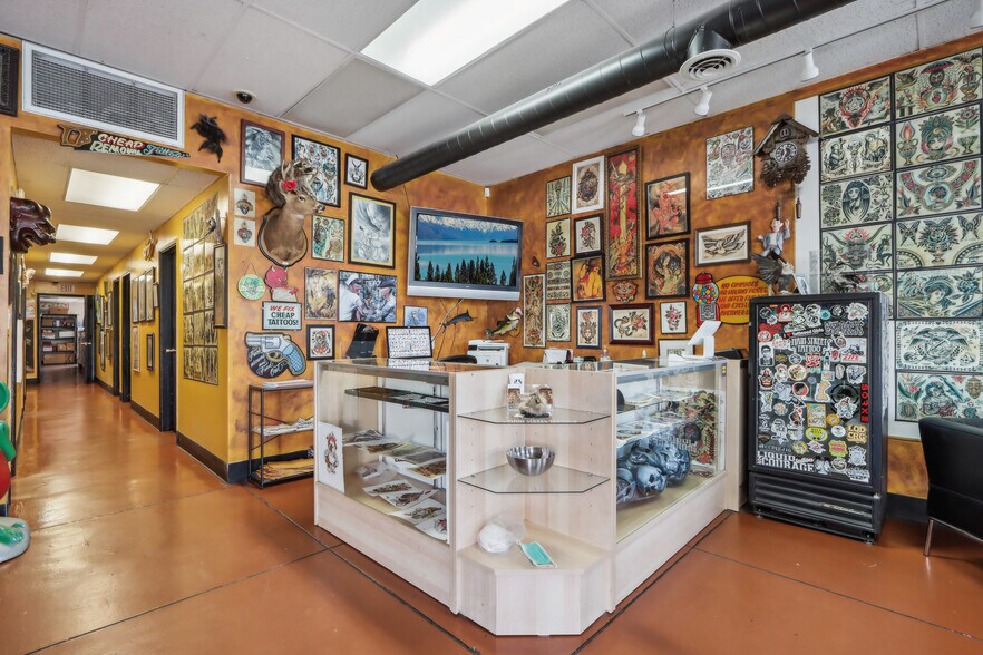 More Photos Of 443 W Main St, Mesa Storefront Retail Office For Sale