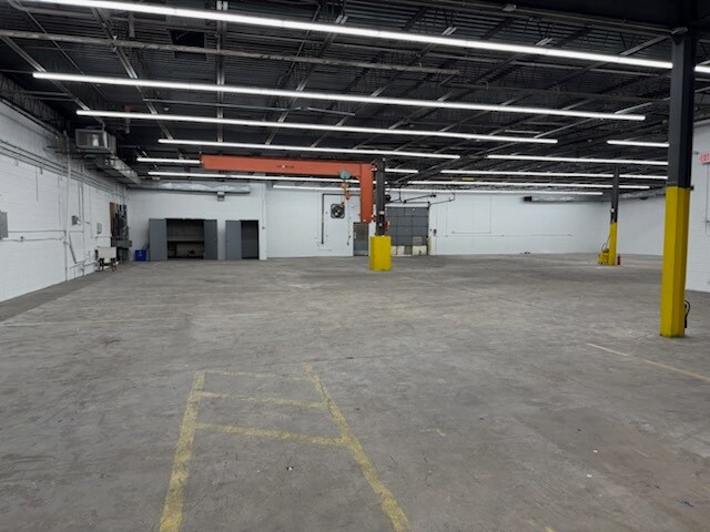 More Photos Of 1002 Industrial Dr, West Berlin Distribution For Lease