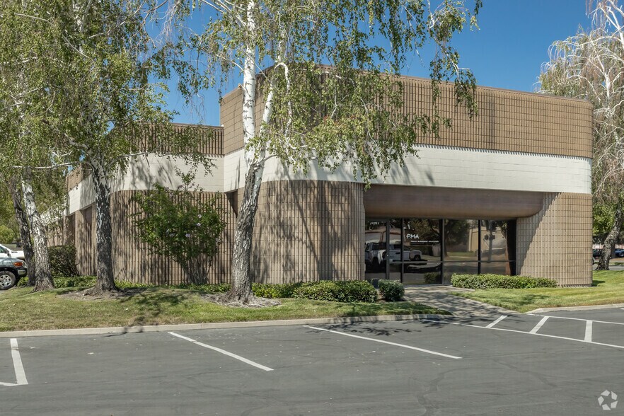 More Photos Of 1450 Harbor Blvd, West Sacramento Unknown For Lease