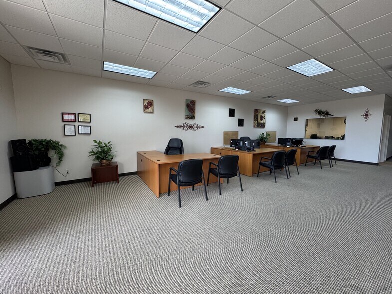 More Photos Of 3226 Washington Blvd, Ogden Freestanding For Lease