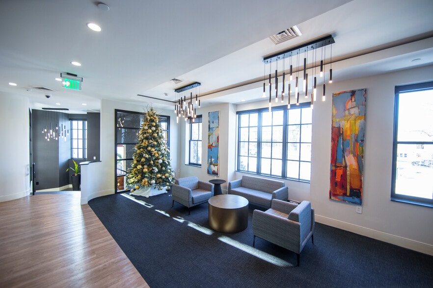 More Photos Of 25 Maplewood Ave, Portsmouth Office Residential For Sale