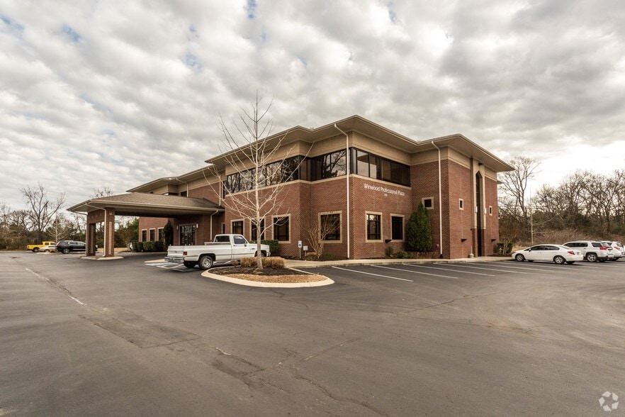 More Photos Of 115 Winwood Dr, Lebanon Medical For Lease