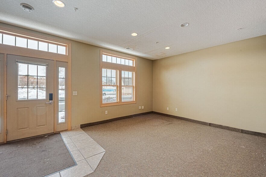 More Photos Of 1509 Southcross Dr W, Burnsville Office For Sale