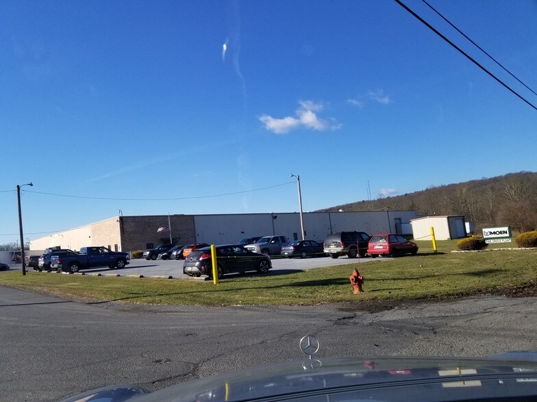Primary Photo Of 12 Roberts Rd, Pine Grove Warehouse For Lease