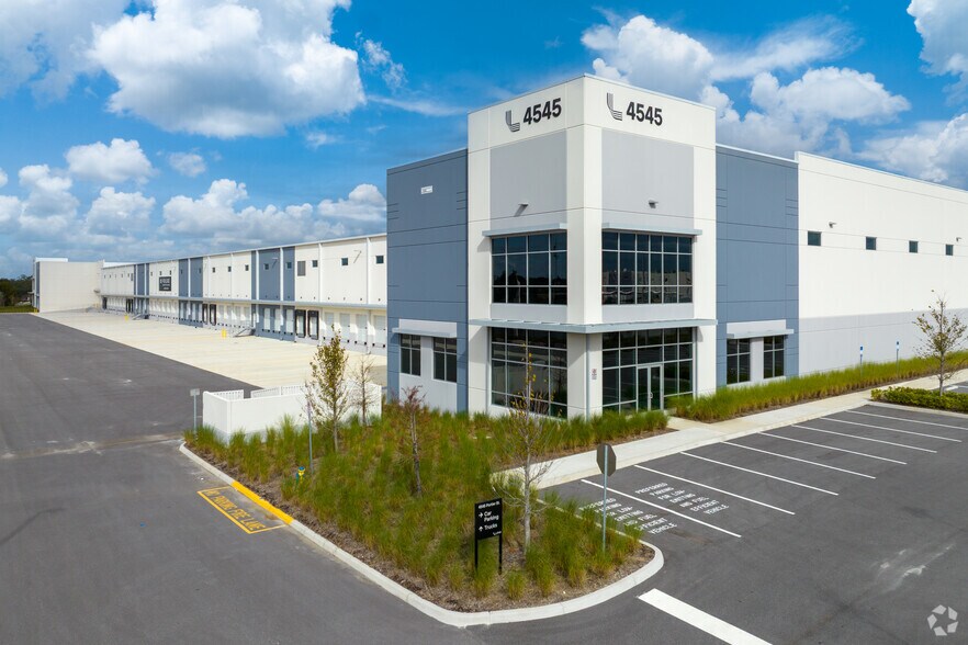 More Photos Of 4545 Portier Blvd, Orlando Unknown For Lease