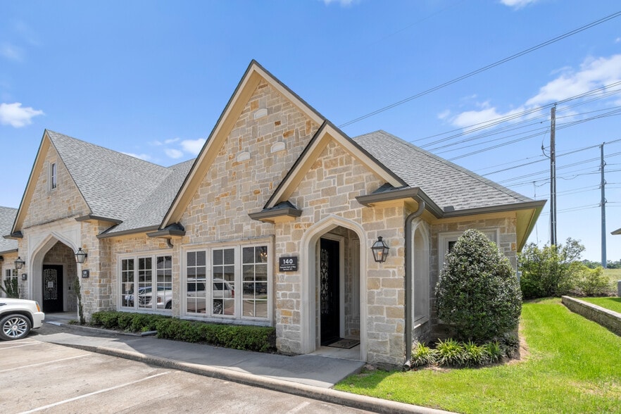 Primary Photo Of 6115 New Copeland Rd, Tyler Medical For Sale