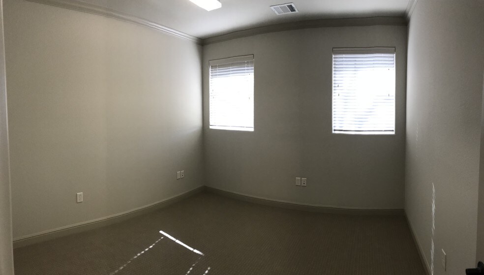 More Photos Of 5592 Davis Blvd, North Richland Hills Office Residential For Sale