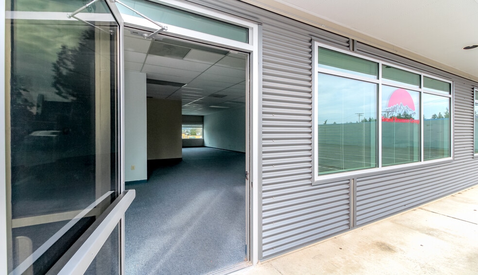 More Photos Of 3721 Kitsap Way, Bremerton Office For Lease