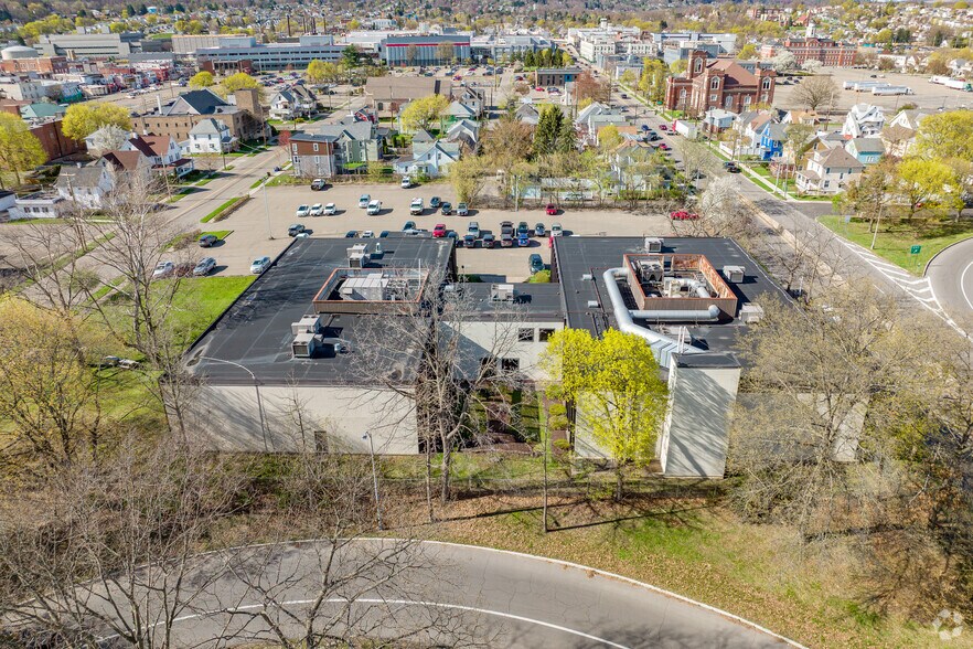 More Photos Of 111 Grant Ave, Endicott Office For Sale